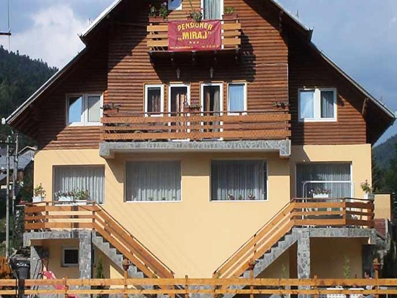 Miraj Hotel Azuga Zewnętrze zdjęcie
